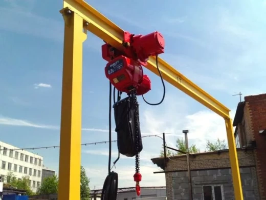 Мини-кран козловой (МПУ) OCALIFT г/п 2т 4х4 метра ручной